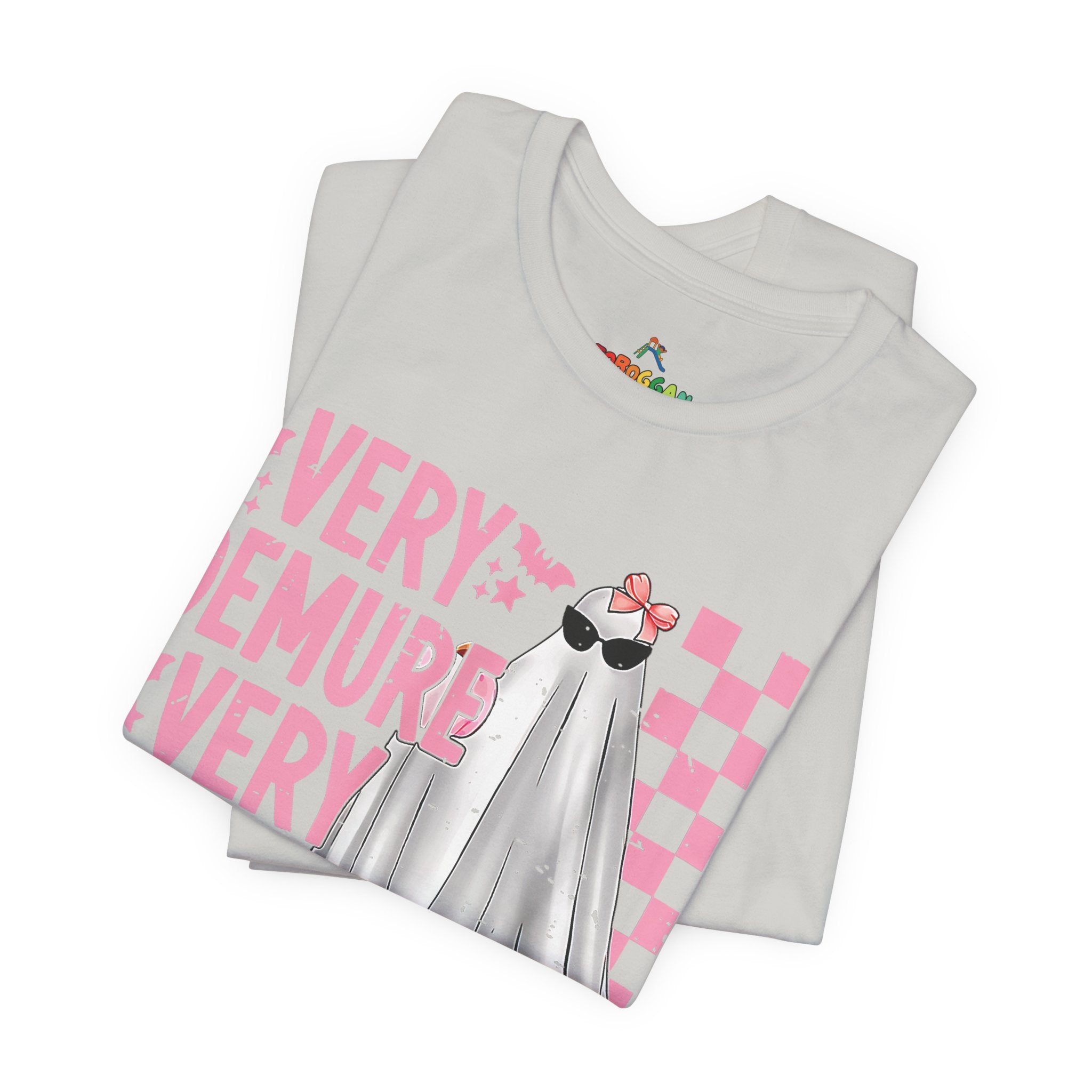 Very Demure Very Spooky - T-Shirt