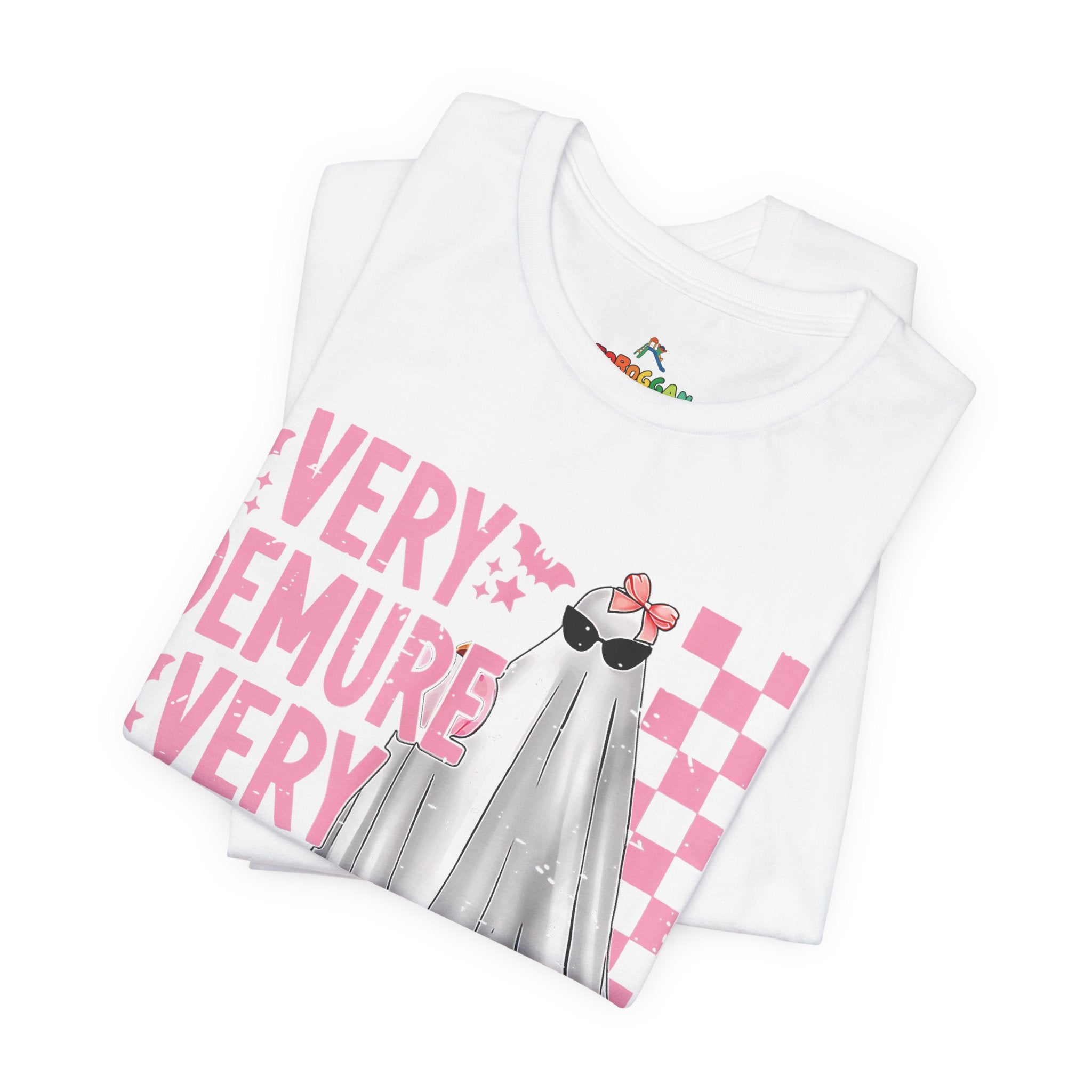 Very Demure Very Spooky - T-Shirt